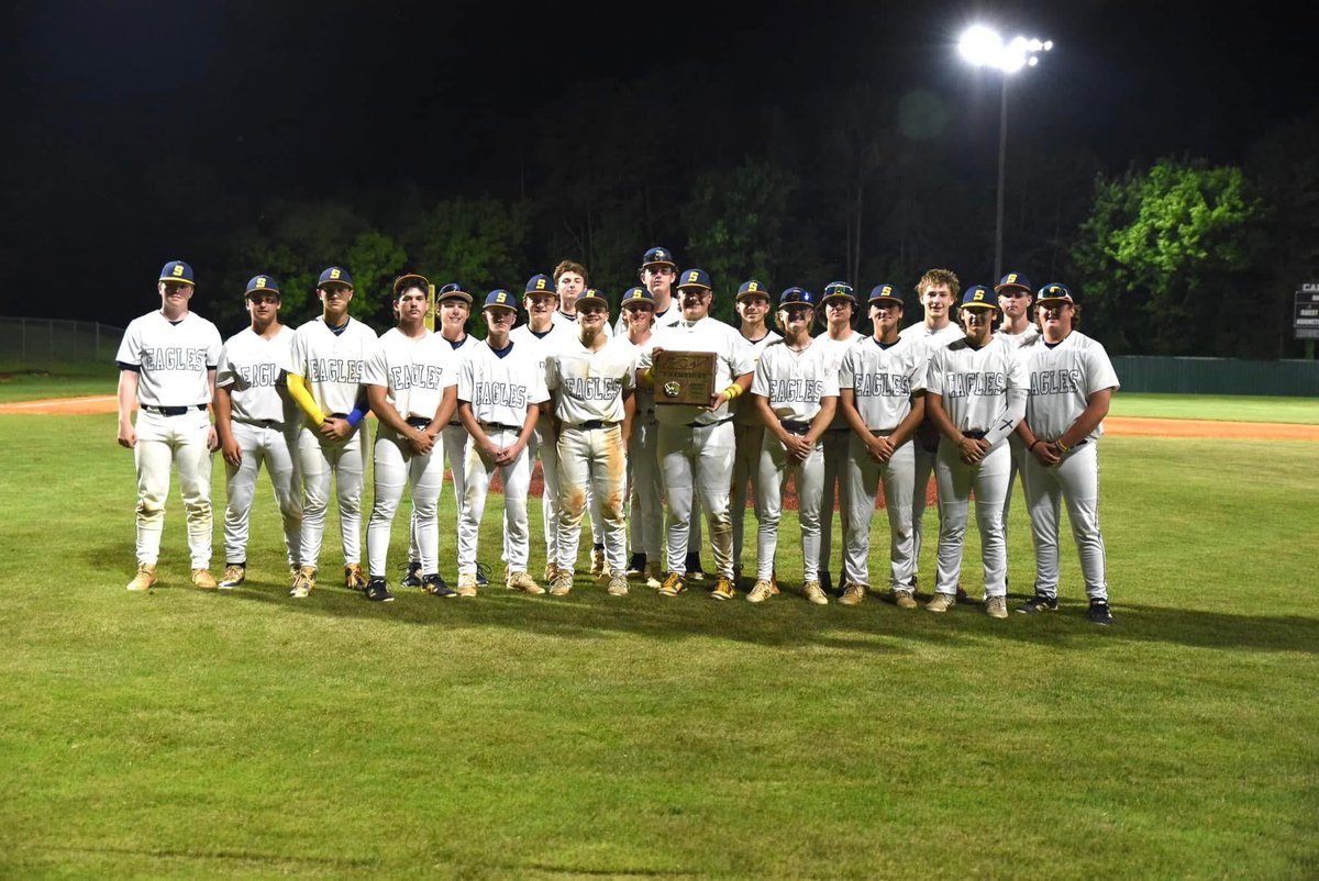 BIG WEEK ahead for Seymour High Athletics! Get out to support the Seymour  Eagles!
Mon: 
Softball (#2 seed) in District Tourney 
Mon: 
Soccer HOSTS District Tourney game
Tue: 
Lacrosse HOSTS State Semifinal game (with State Title game on the line)
Fri/Sat: 
Baseball HOSTS Region