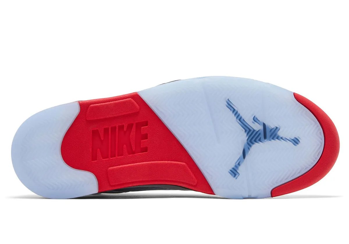 Sole__Reaper's tweet photo. 📸Air Jordan 5 'Fire Red' Official Images
📅Release Date: September 13, 2025 https://t.co/s0CkbJOXhx