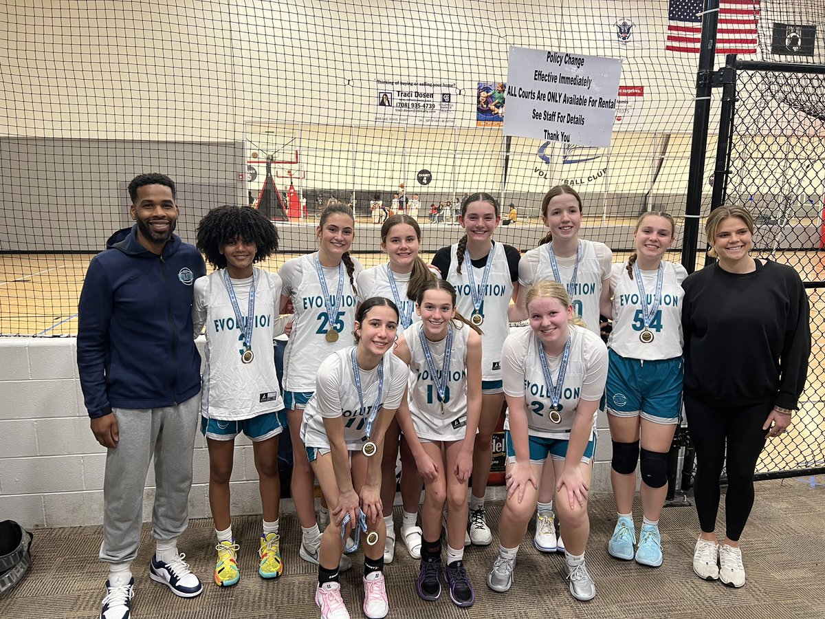 🏆Congrats to Illinois Evolution White, 9/10th Girls Champion at today's Derby Shootouts.🏀758 teams!

🌹NEXT UP: May 10-11 Respect Mom Shootouts onedayshootouts.com