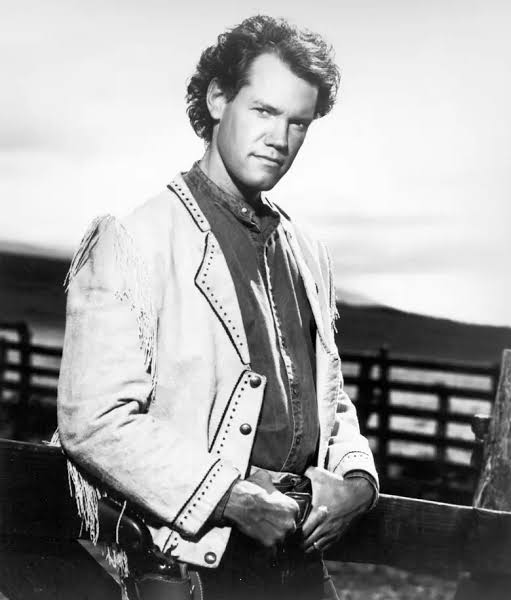 Happy 66th Birthday to one of the most talented artists through the last 40 years in Country Music: the great Randy Travis!