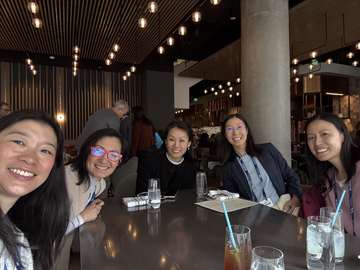 Catching up with a few academic girlies at <a href="/ARVOinfo/">ARVO</a> #arvo2025 <a href="/GokoffskiEyeLab/">Kimberly Gokoffski</a> Wendy Liu Victoria Tseng Melinda Chang