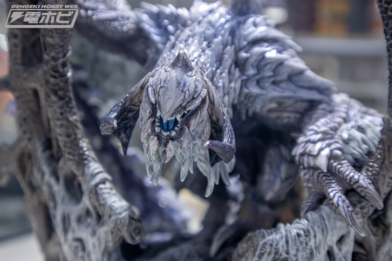 週末の話題】フィギュア 彩色見本が展示 カプコンフィギュアビルダー