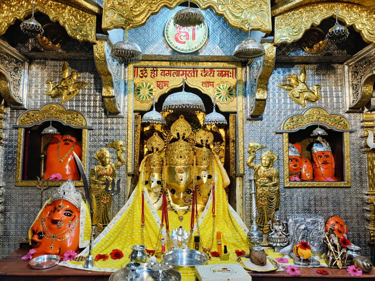 Mahadev Putr Pulkit Agarwal महादेव का लाल (@mahadevputr) on Twitter photo जगत माँ दर्शन करे माँ के चरण मे ही सब तीर्थ है सब माँ मे है सब माँ से है <a href="/RahulGandhi/">Rahul Gandhi</a> जी आप हमेशा श्री राम जी को काल्पनिक कहते किसी दिन महादेव नाराज हो गए आप ही हो जायेंगे श्री राम से हम सब है विचार वान बने वरना #pmofindia आपके बस का नही है सिर्फ एक समुदाय को खुश ना करे जय हिंद जगत माँ दर्शन करे माँ के चरण मे ही सब तीर्थ है सब माँ मे है सब माँ से है <a href="/RahulGandhi/">Rahul Gandhi</a> जी आप हमेशा श्री राम जी को काल्पनिक कहते किसी दिन महादेव नाराज हो गए आप ही हो जायेंगे श्री राम से हम सब है विचार वान बने वरना #pmofindia आपके बस का नही है सिर्फ एक समुदाय को खुश ना करे जय हिंद