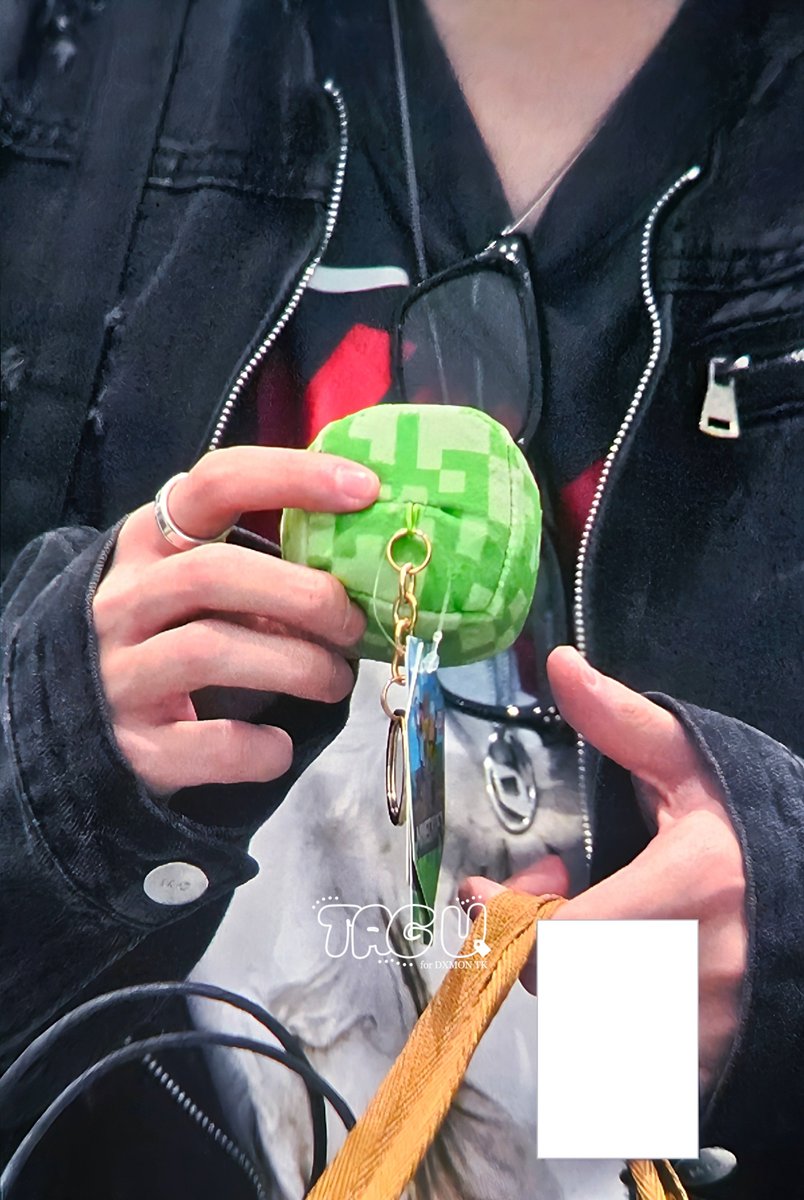 250505 HGH 출국 #태극 pre
김택유 어린이💖

#DXMON #다이몬 #TK
#택유 #김택유 <a href="/DXMON_HM/">DXMON (다이몬)</a>
#보면_볼수록_진국인_내_고냥이