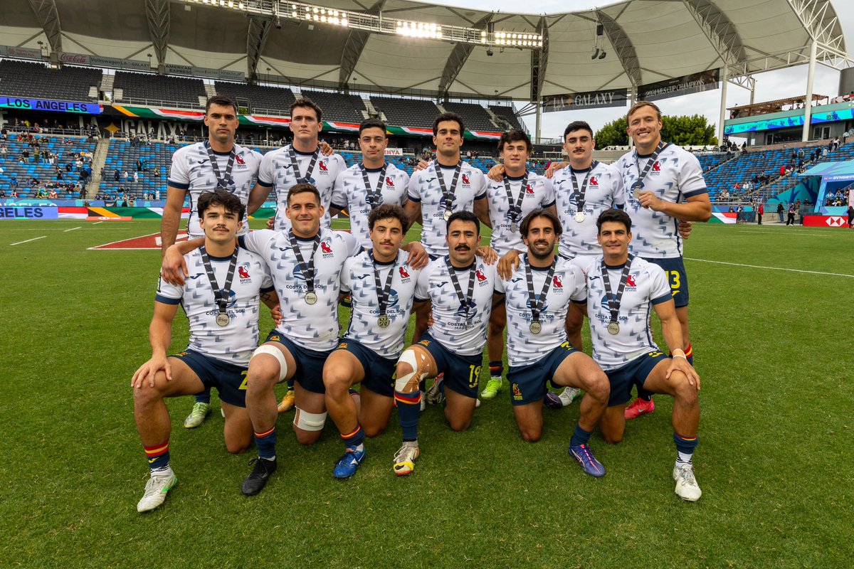 Qué torneo. Qué temporada. Qué equipo. 🦁🇪🇸 

#LoQueNosUne | #Leones7s