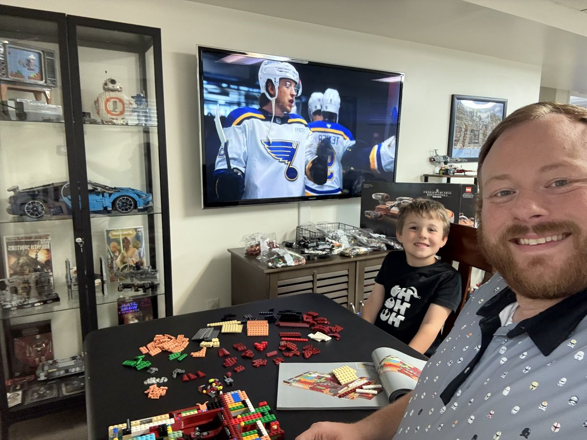 We're celebrating #MayThe4th with a little #LEGO building and some <a href="/StLouisBlues/">St. Louis Blues</a> hockey!!

#StarWars #StarWarsDay