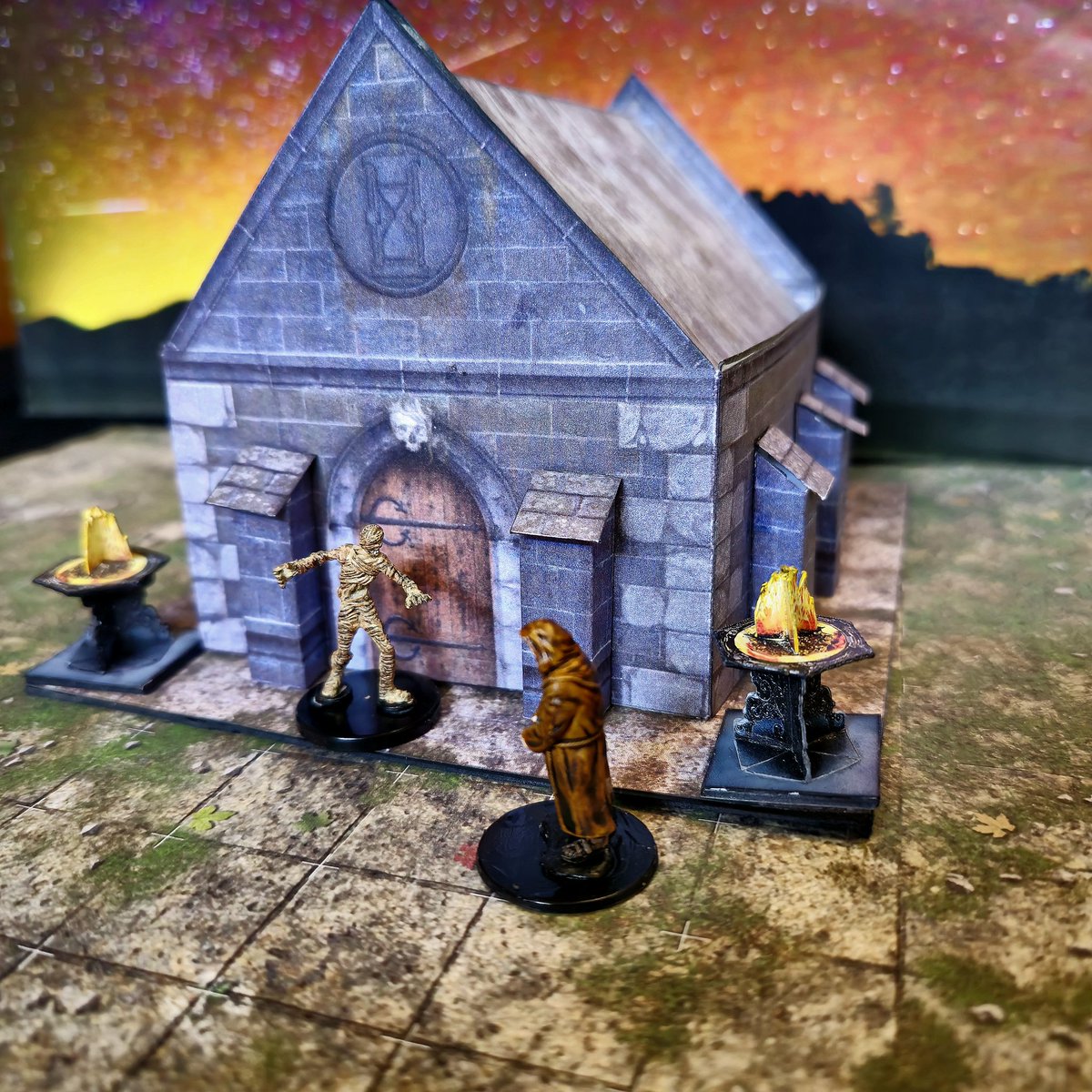 The Old School DM 🎲 🔮🗡️🛡️🔥🐲👹🐙💎👑 tweet media