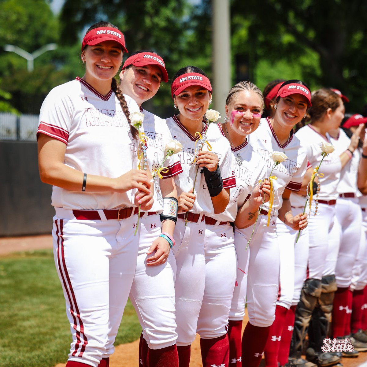 NM State Softball (@nmstatesoftball) on Twitter photo Thank you to <a href="/KSUOwlsSB/">Kennesaw State Softball</a> for recognizing our seniors ahead of todayโs game! โค๏ธ
Happy Senior Day to Madison, Caroline, Ty and Megan ๐ซถ
#AggieUp Thank you to <a href="/KSUOwlsSB/">Kennesaw State Softball</a> for recognizing our seniors ahead of todayโs game! โค๏ธ
Happy Senior Day to Madison, Caroline, Ty and Megan ๐ซถ
#AggieUp