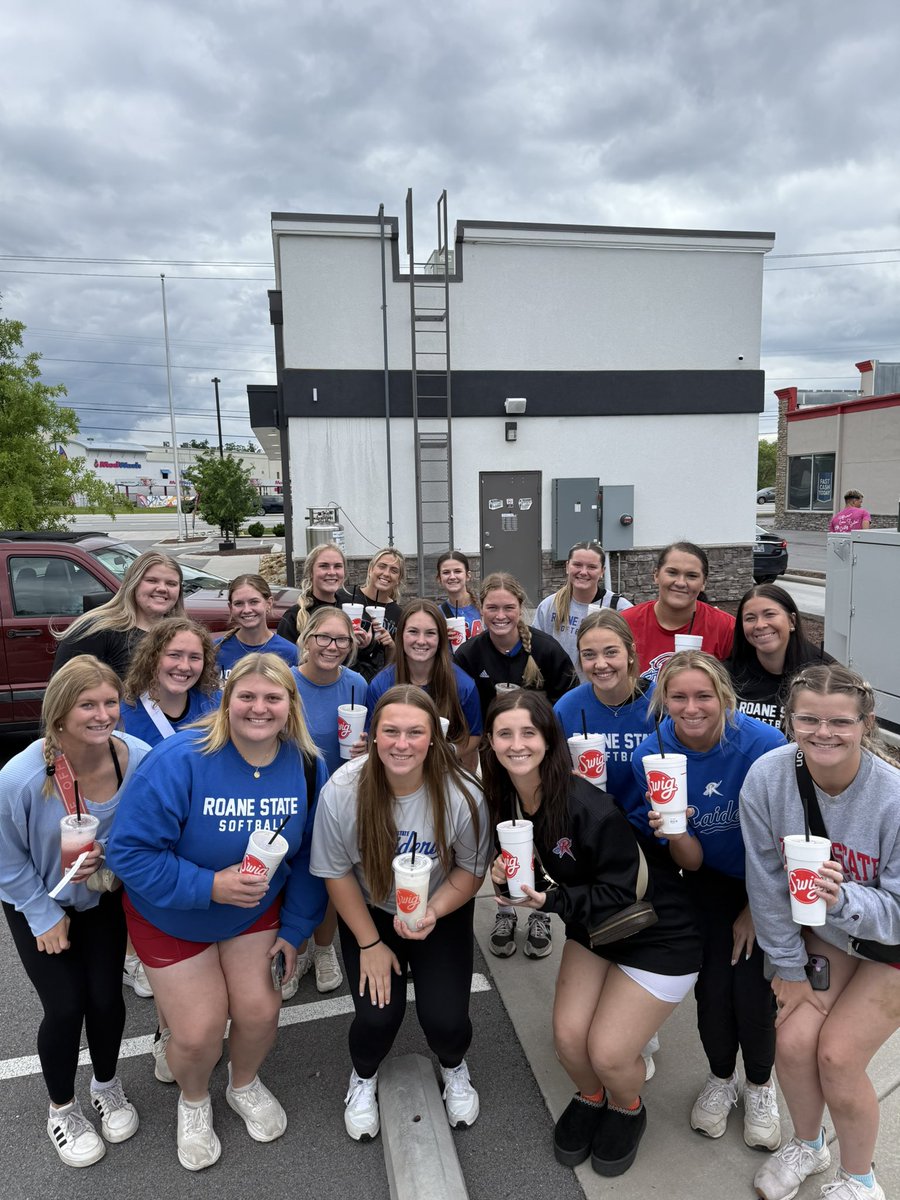 Rainout days call for a trip to the mall and Swig! 🥤
