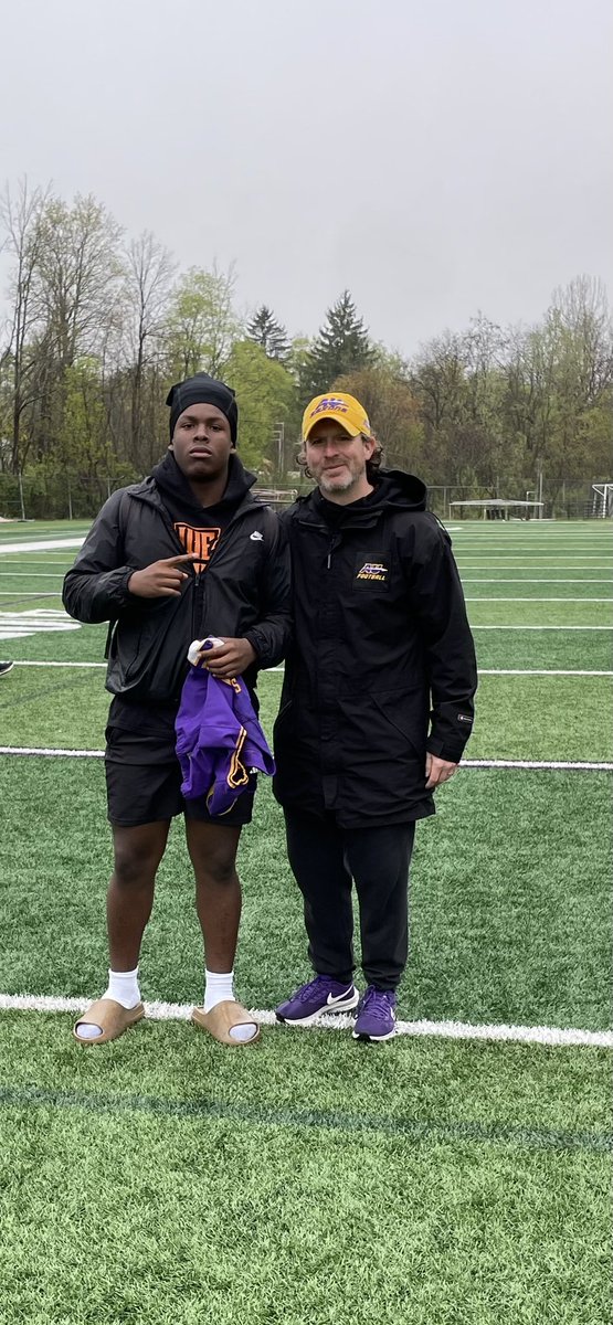 Thank you <a href="/Coach_Rankl/">Bob Rankl</a> &amp; <a href="/Coach_Donlon/">Steve Donlon</a>  For Having Me Out today <a href="/AUSaxons/">Alfred University Saxons</a> Camp Looking Forward to working with you guys in the Future 📶🏈
<a href="/CoachL369/">Coach Larry</a> <a href="/BILDTECHCOACH/">Harris Micah</a> <a href="/HTfootball2023/">B.I.L.D. T.E.C.H Football</a> <a href="/CoachHefNCSA/">CoachHefNCSA</a> <a href="/ncsa/">NCSA College Recruiting</a> <a href="/PrepRedzoneNY/">Prep Redzone New York</a>