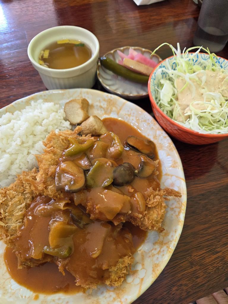 정광수의돈까스가게
서울 마포구 포은로 128 1층 (출처 : 네이버 플레이스) naver.me/Fa3SEjWM