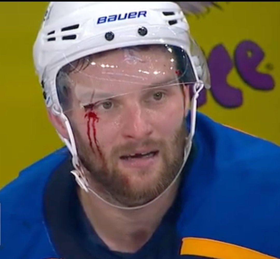 spittinchiclets's tweet photo. Nathan Walker, confirmed #HockeyGuy https://t.co/eMpvxjkIss