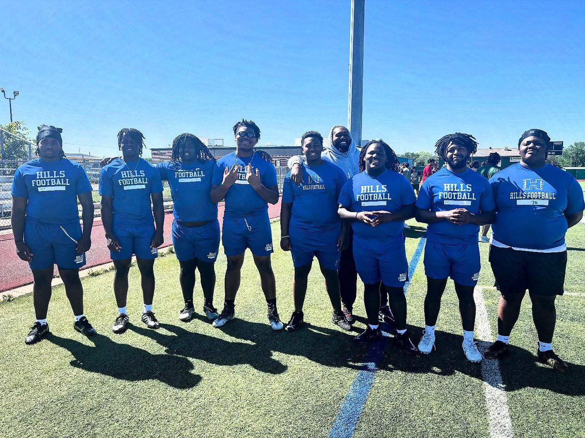 EHHS Athletics (@ehhs_sports) on Twitter photo Eastern Hills linemen at the lineman challenge yesterday. These guys are gonna be nasty 👀
#5701Shelton #Exit29 #HILLS #Family #FNF
<a href="/EasternHillsHS/">Eastern Hills High School</a> <a href="/DA_thegreat/">Coach Anderson</a> Eastern Hills linemen at the lineman challenge yesterday. These guys are gonna be nasty 👀
#5701Shelton #Exit29 #HILLS #Family #FNF
<a href="/EasternHillsHS/">Eastern Hills High School</a> <a href="/DA_thegreat/">Coach Anderson</a>