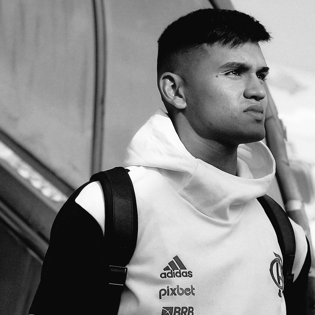 - 🚨🇦🇷 O Carlos Alcaraz não serve para o estilo de jogo do Filipe Luís, mas o Michael serve 🎯