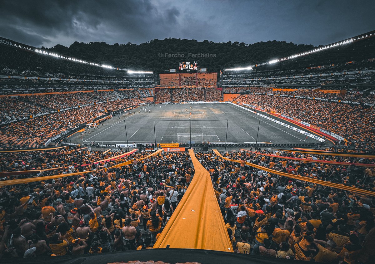 ferchobsc's tweet image. La gente cumplió, la gente vivió un triunfo. 

Con tres puntos en la maleta