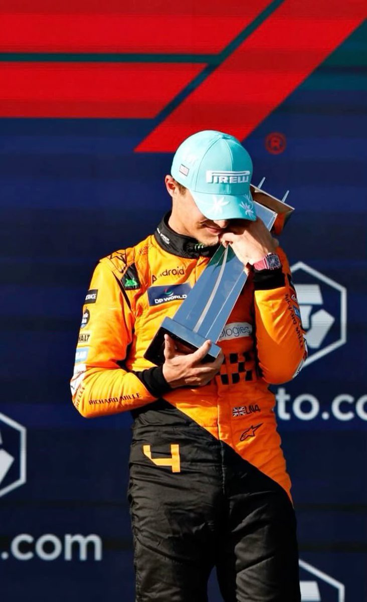 ads ˡⁿ¹ tweet media