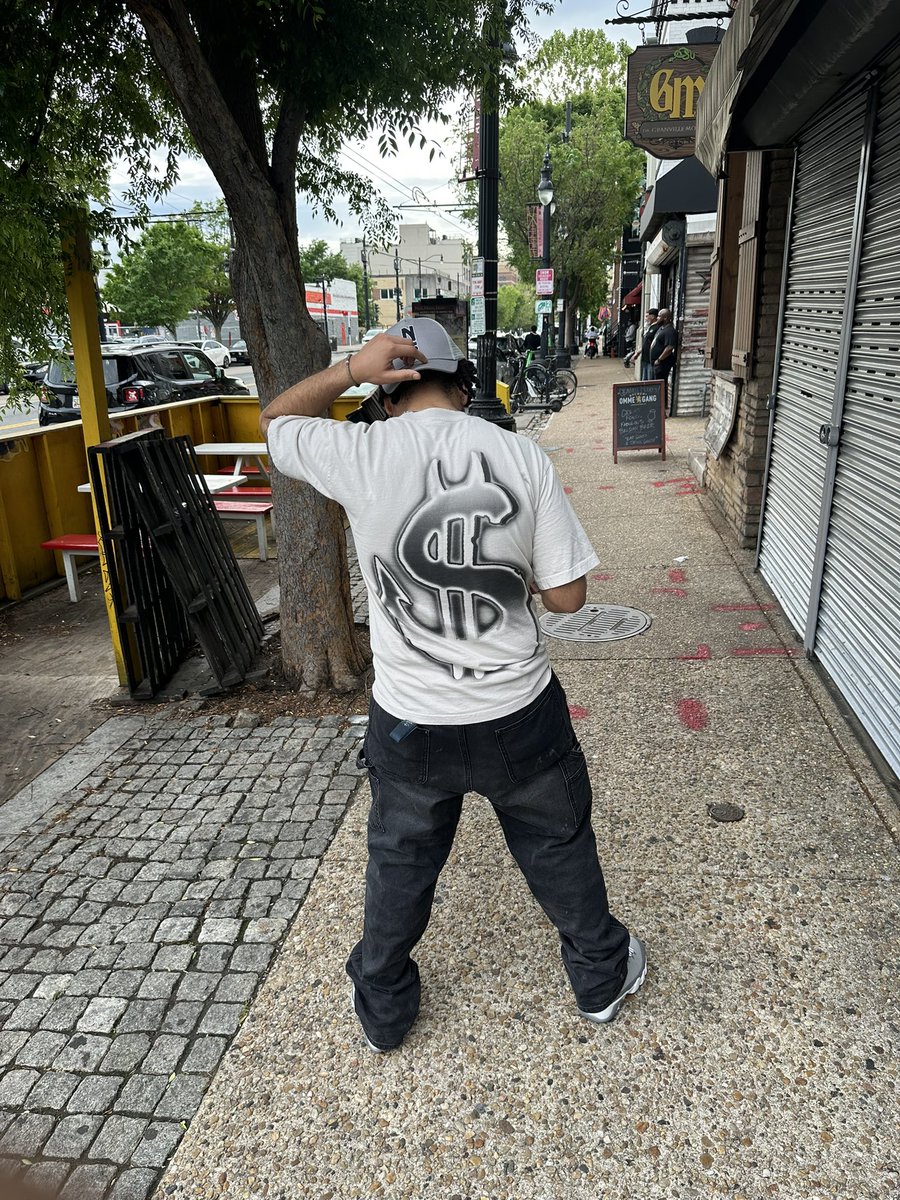 isdatmel's tweet image. i be cool if the world on fire