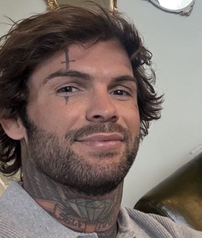 Dovy🔌 tweet media