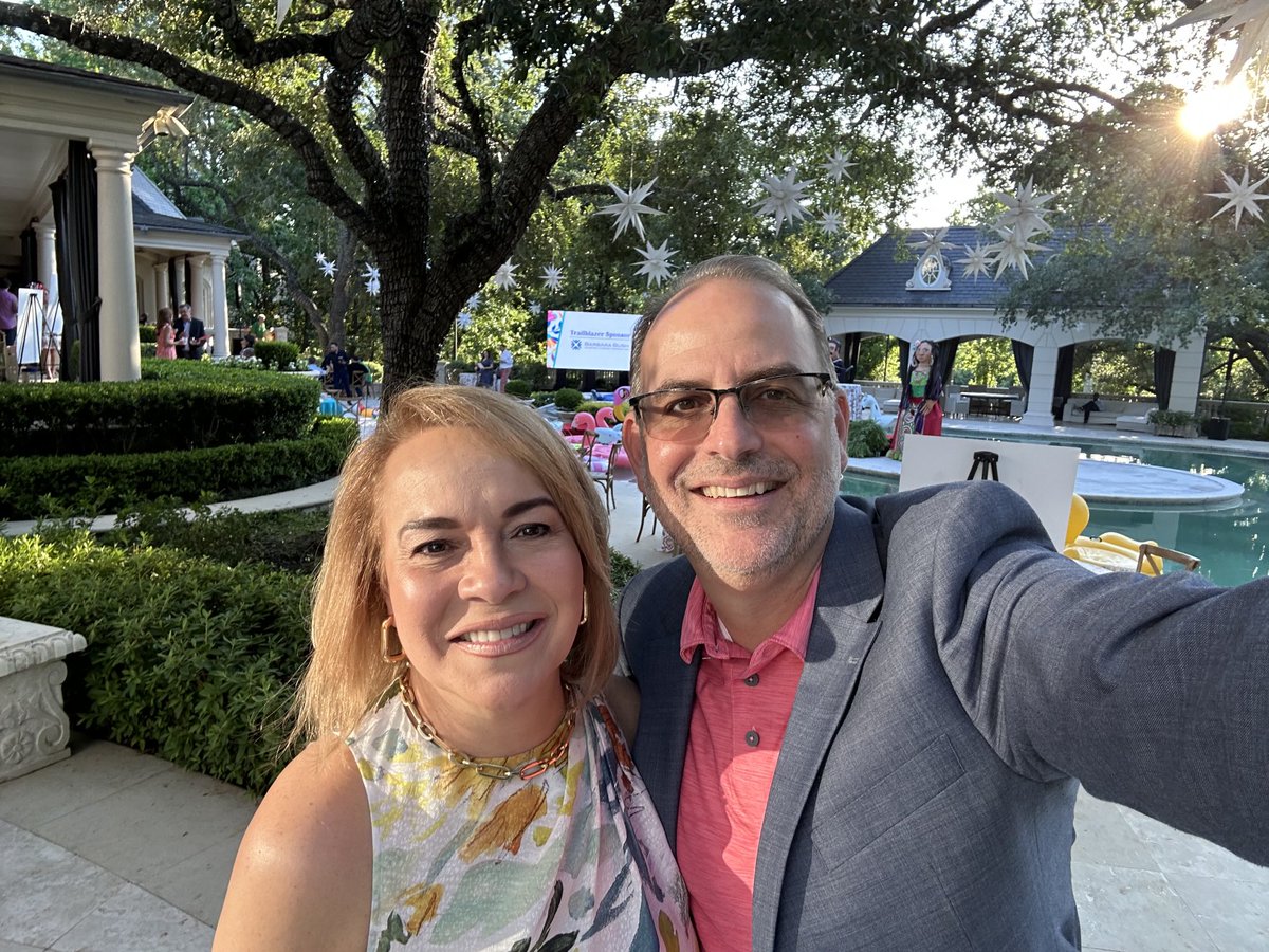 Bastion supporting another great cause!! Congratulations Rosi F. Hernández representing Bastion in the Lagacy Endowment Board!