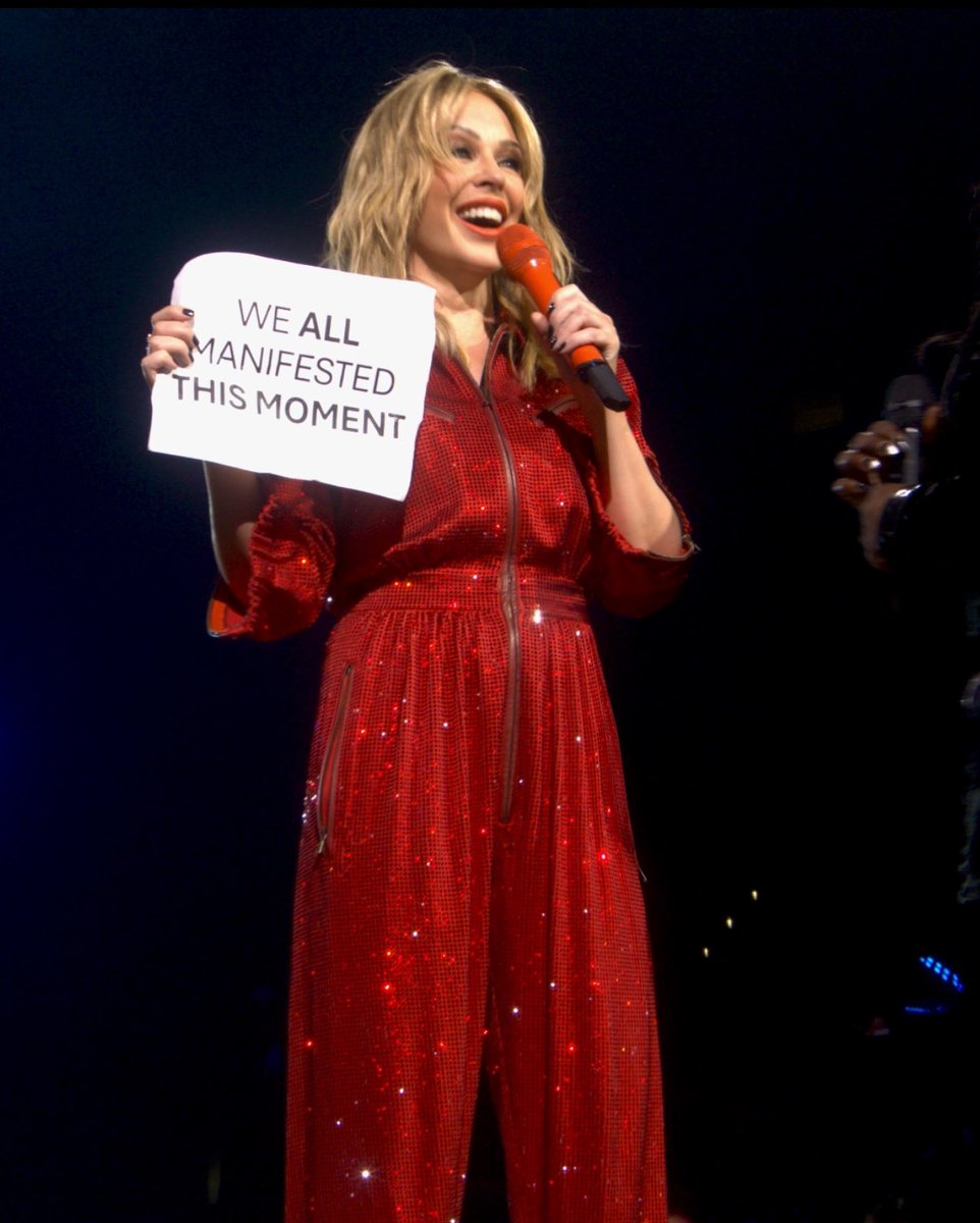 Kylie Minogue tweet media