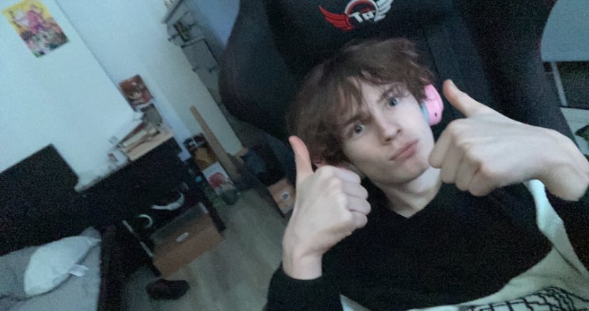 #owtwtsd taken with feet