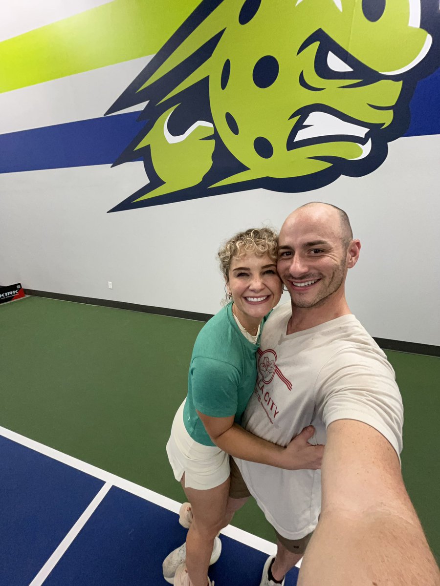 DieselCrane's tweet photo. Pickle ball rage 🎾 https://t.co/rUvQKmOz9m