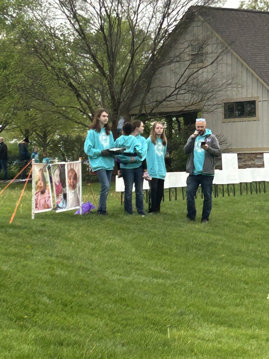 Julie Gulley tweet media