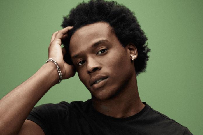 ShadesFrance's tweet image. Parmi ces 4 rappeurs, lequel tu supprimes ?