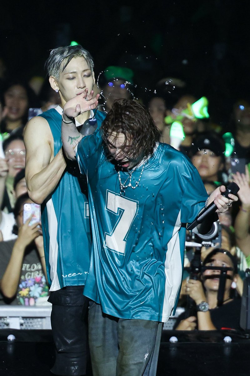 hiprimpo's tweet photo. เสียงอ๊าาายูคยอมออกมาจากรูปอ่ะ55555555 https://t.co/fIoMUtO2dO