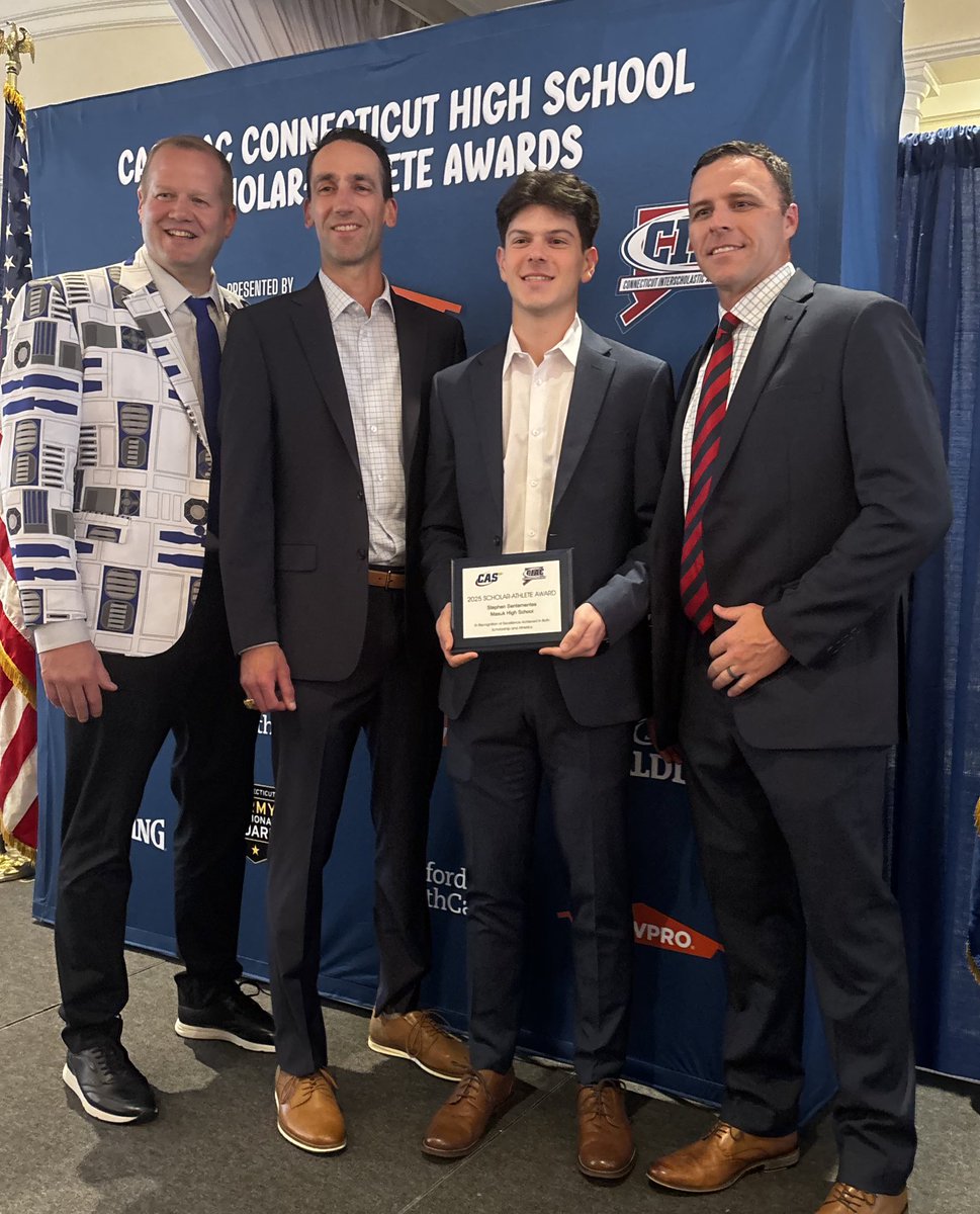 Congratulations to Stephen Sentementes (Capt.), CASCIAC CT High School Scholar Athlete Award recipient for 2025. Proud of him.  Always set the bar high and lifted his teammates on and off the court. True leader‼️ <a href="/MasukAthletics/">MasukAthletics</a>