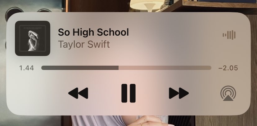 pecintaboubaa's tweet photo. listening to this while u have sparks is really hits diff💗💗🥰💗💗 https://t.co/T8sF3IgxKl