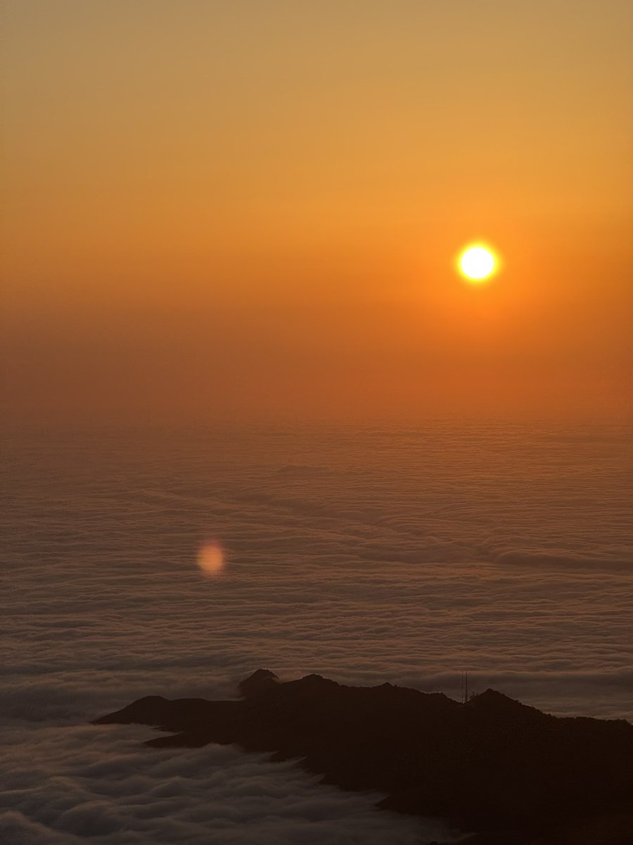 ElementalAvia's tweet image. POV: just a few highlights 💫 from team Elemental Aviation’s travels last week 🚀 Any guesses on some of these locations? 🤔💭🌅🏜️🌄 

#piloteyes #pilotview #pilotlife #aviation #aviate #flying #pilot #aviationlover #pilotlifestyle #avgeek #pipistrel #elementalaviation