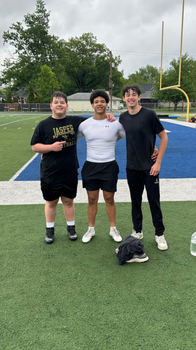 Jesse Harper (@jeddy_harp76) on Twitter photo Good day at the Midwest Showcase! Had an awesome time competing. Loved learning from the coaches and doing 1on1s. Football season🔜
<a href="/ChampionsManual/">Mike Leonard</a> <a href="/qbdietz/">Brett Dietz</a> <a href="/CoachOlmy/">Olmy Olmstead</a> Good day at the Midwest Showcase! Had an awesome time competing. Loved learning from the coaches and doing 1on1s. Football season🔜
<a href="/ChampionsManual/">Mike Leonard</a> <a href="/qbdietz/">Brett Dietz</a> <a href="/CoachOlmy/">Olmy Olmstead</a>