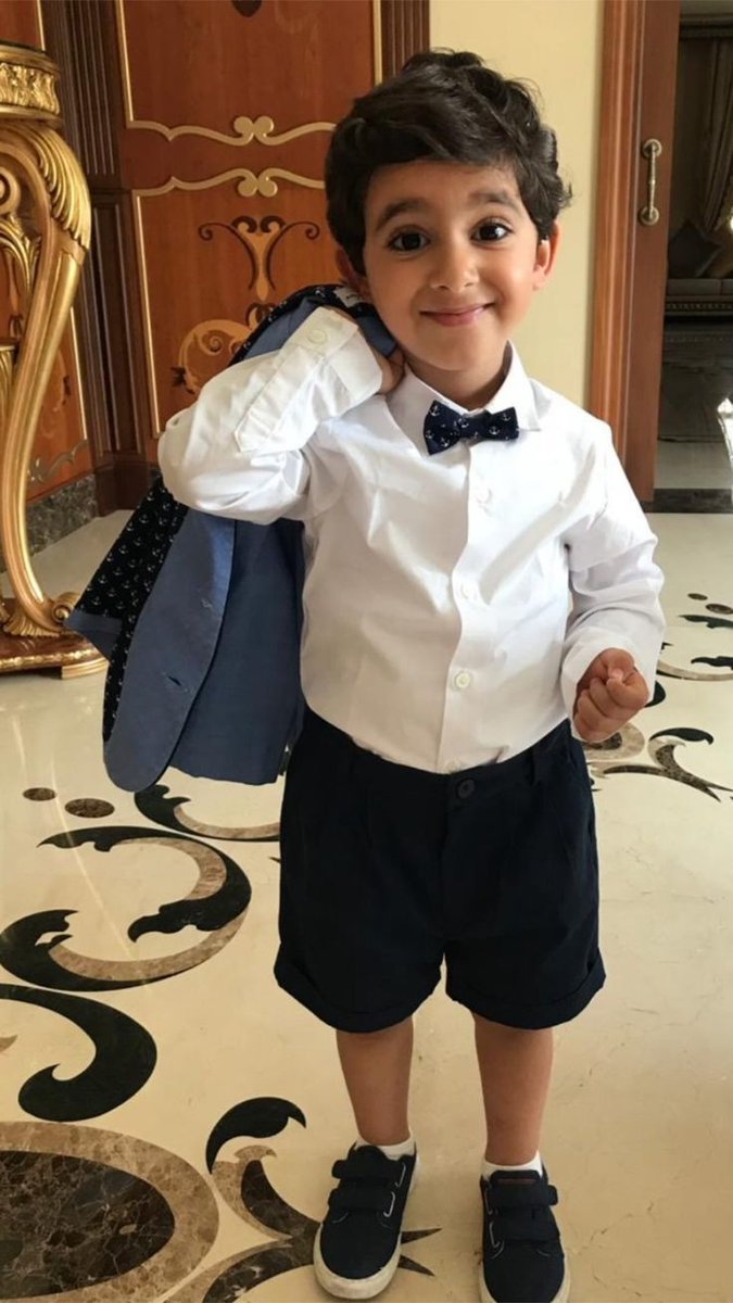 Father to a beautiful son Rashid 🇦🇪📸