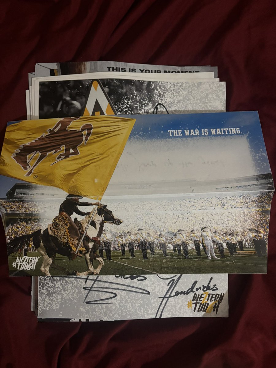 Brandon C Walton (@brandoncwaltom) on Twitter photo Appreciate wyoming for the mail, looking forward to getting out there soon!!!
<a href="/wyo_football/">Wyoming Cowboy Football</a> <a href="/BHSREDDEVILFB/">BHS Red Devil Football</a> <a href="/MJ_NFLDraft/">Mark Johnson</a> Appreciate wyoming for the mail, looking forward to getting out there soon!!!
<a href="/wyo_football/">Wyoming Cowboy Football</a> <a href="/BHSREDDEVILFB/">BHS Red Devil Football</a> <a href="/MJ_NFLDraft/">Mark Johnson</a>