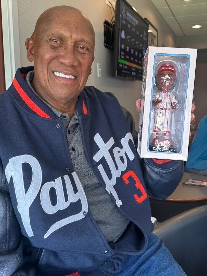 FergusonJe2831's tweet image. What a spectacular Saturday in the Windy City!  I was honored to accompany Dick Allen’s family to the White Sox game for Dick Allen Bobblehead Day.  That evening, I had the pleasure of attending the Chicago Sinfonietta Soundscape Gala.  The music was truly amazing!  Thank you to…
