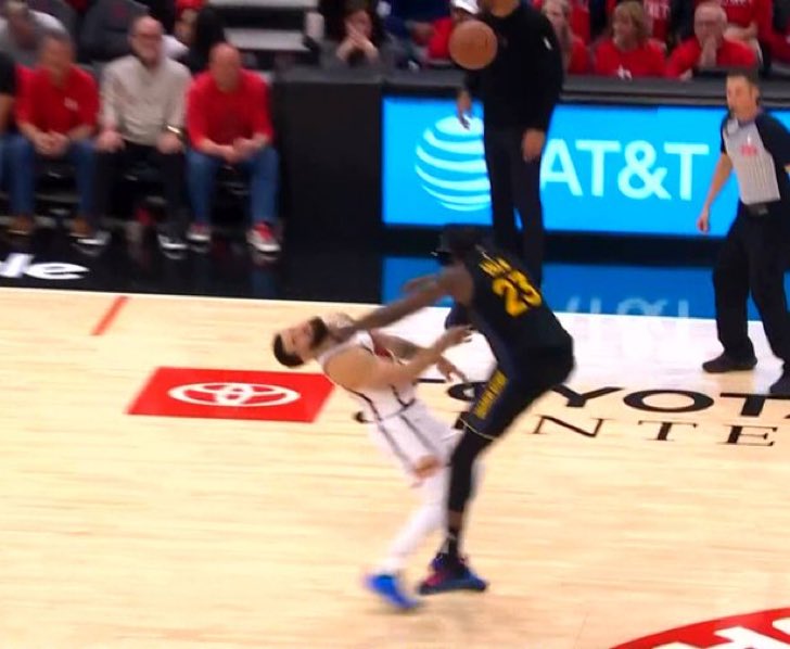 TexanicoYT's tweet image. You'll never convince me that Draymond Green should be allowed to play basketball.
