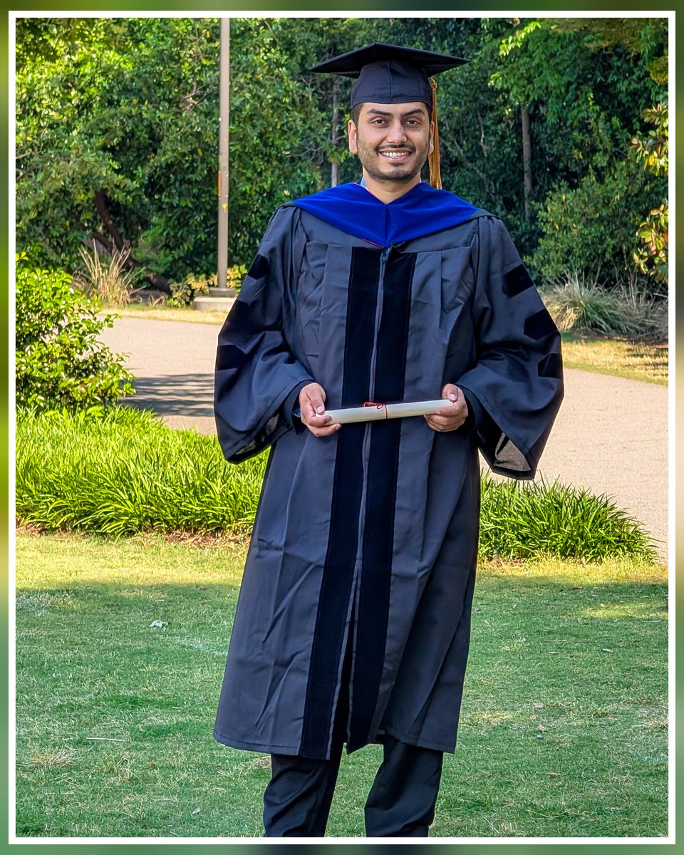 cfdnishant's tweet image. Four years in the making ! #PhDone #PhinallyDone #SurvivedMyPhD

Remembering all the PhD rants that I used to make here before I joined 😅