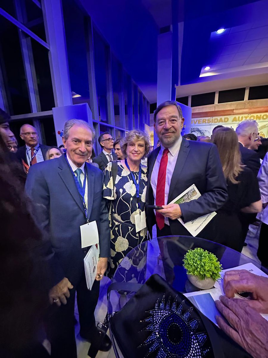 BMA_Abogados's tweet photo. La Barra Mexicana de Abogados, se complace en compartir que nuestra Presidenta, Ana María Kudisch, está presente y participando activamente en el 29° Congreso Mundial de la @worldjurist, que se lleva a cabo en Santo Domingo, República Dominicana, del 4 al 6 de mayo de 2025. 🌎 https://t.co/6xtc6F2iUx
