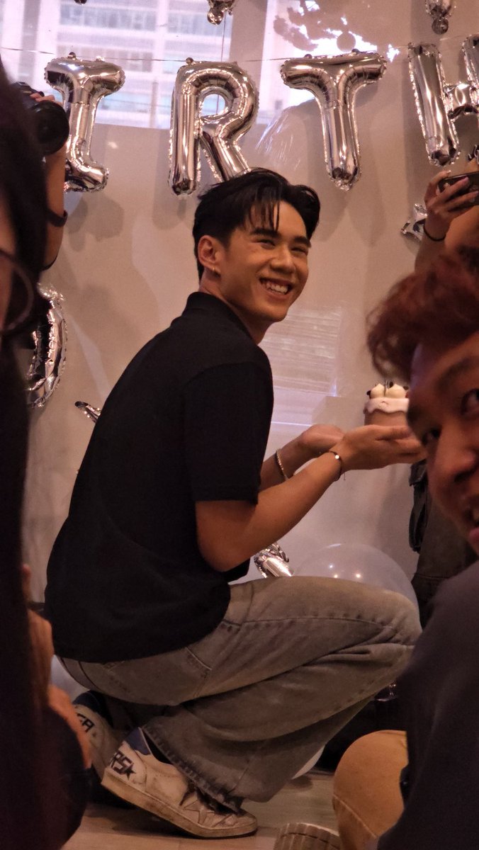 ChawanlakB's tweet photo. HBD คับ น้องพี่เอเชีย มีควมสุขมากๆนะลูกกกก ขอให้มีเวลาได้นอน งานโปรเจคเสร็จอย่างง่ายดายน้า
#asiasrw
#AsiaTheFirstImpression
#Asia21FirstImpression https://t.co/8EpG7DhPAD
