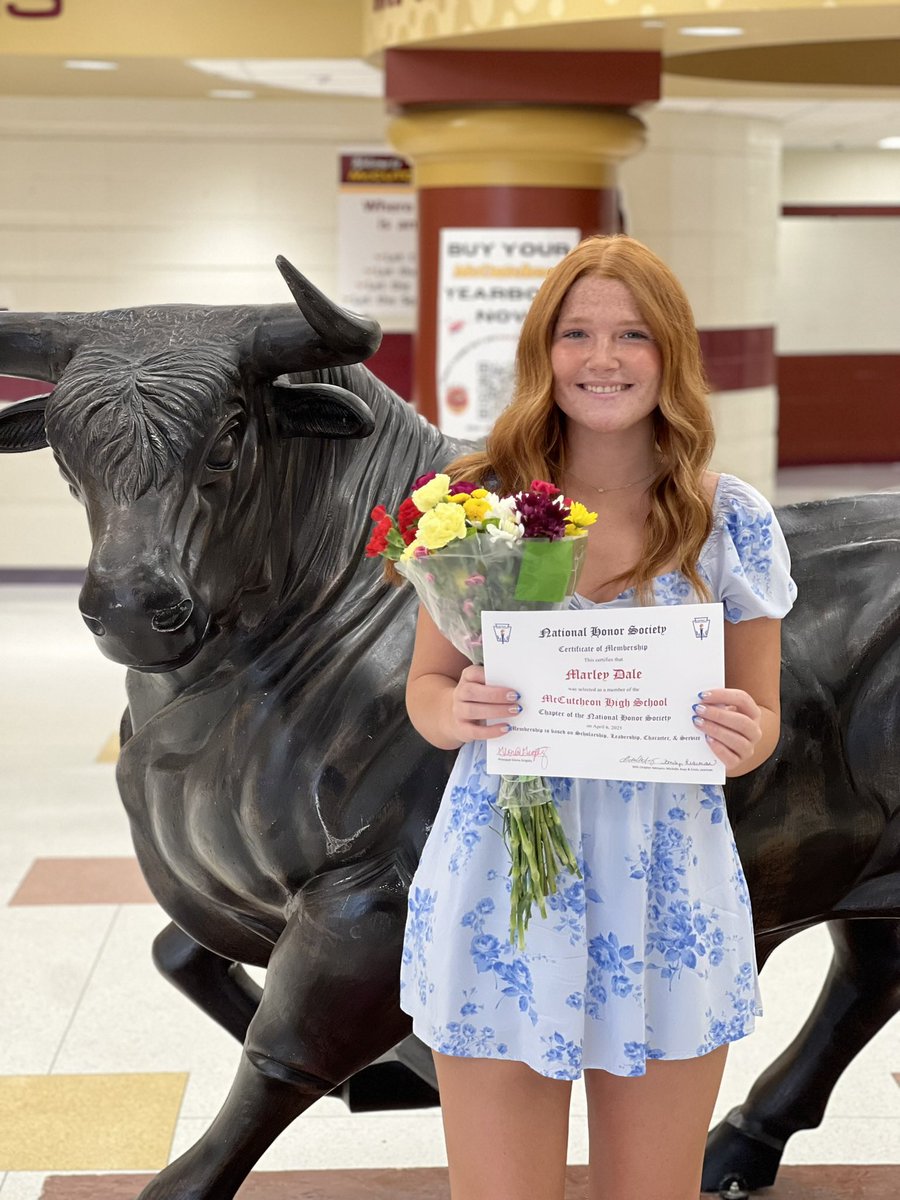 In the past two weeks I was inducted into the National Honor Society and today the Sociedad Honoraria Hispanica (Spanish Honor Society) and I was selected as the Secratery!!! I’m so grateful for these opportunities!