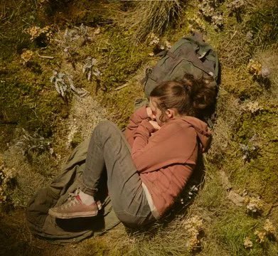 kendramerced's tweet photo. season 1                                  season 2

#thelastofus https://t.co/b4VFkdZXuj