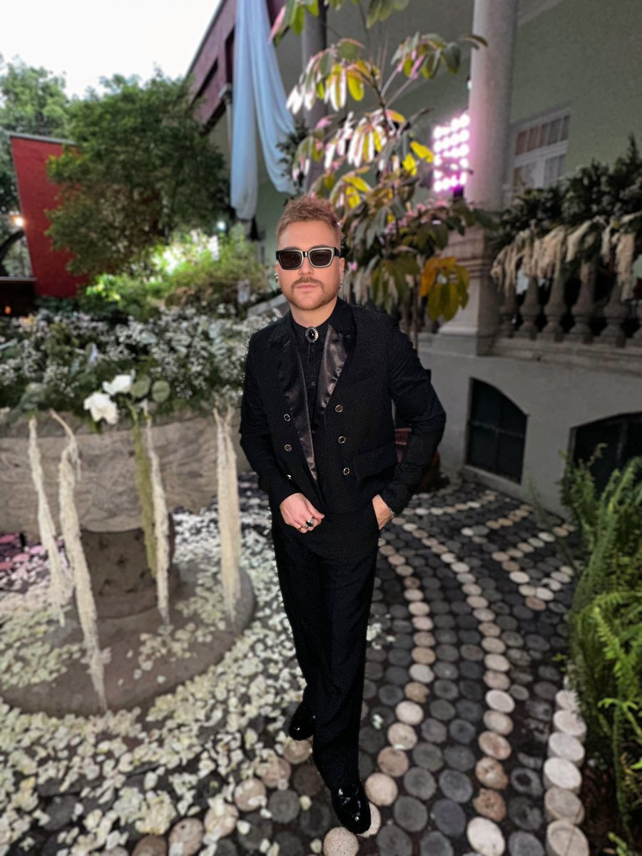 Ayer se casó mi mejor amiga y me arménun looksito coquetón 🫰🏻