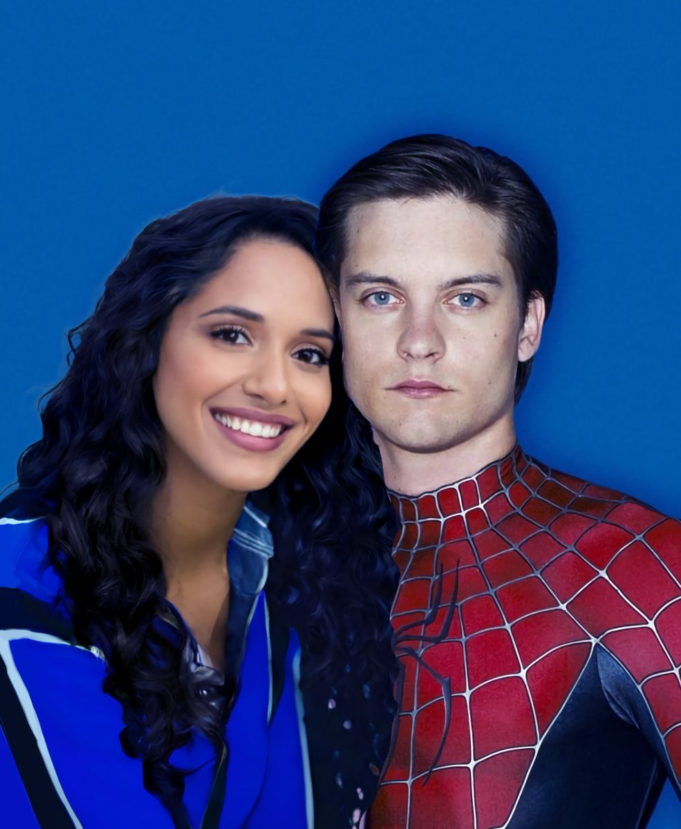 CamembertWriter's tweet image. Fui escrever agora e decidi dar uma olhada na minha pasta só pra ter algo pra ver enquanto penso. Achei essas lindezas que fiz, amo fazer esse tipo de montagem❤️🕷✨️
Pra quem se interessar:
DUFF - Disponível no wattpad, spirit e ao3 
MissCamembert em todos.