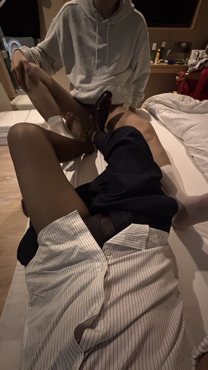 喜欢看日落 (@nnkp7hpfdcriklm) on Twitter photo 