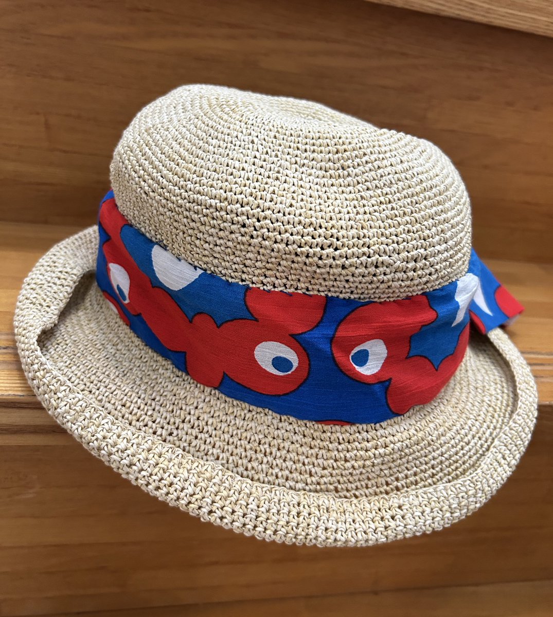 大阪万博　ミャクミャク風 麦わら帽子 ミャクミャクステテコの残り布で、万博コーデ用の麦わら帽子を作りまし