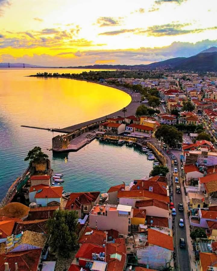 Καλημέρες ολουθε ❤️🌷❤️🌷 
Καλή μας εβδομάδα! 🌷❤️🌷❤️

Ναύπακτος 📸