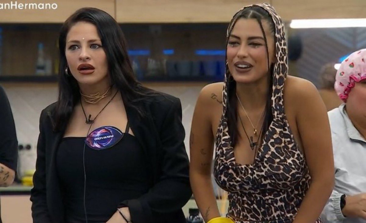 boyindiscretxcx's tweet photo. MANO A MANO, MAÑANA QUIEN SE VA?

❤️ CHIARA 

🔁 LUZ 

#GranHermano https://t.co/BvmlXesUWY