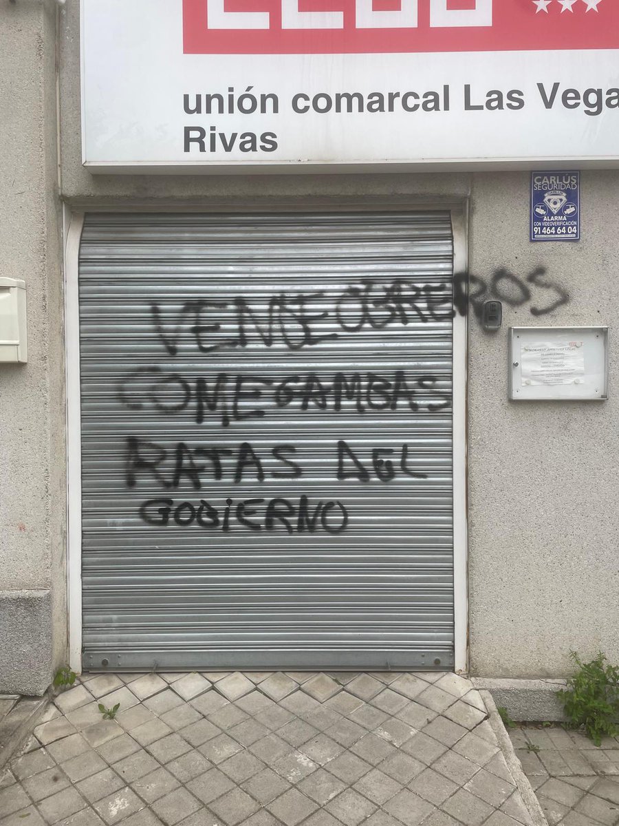 Hoy nuestro local sindical en #rivas amanece con daños materiales, fruto de actos vandálicos inaceptables, no solo contra un espacio físico, sino contra el #derecho a la #organizacion y la #libertadsindical
Desde #CCOO exigimos respecto y denunciamos públicamente estos hechos