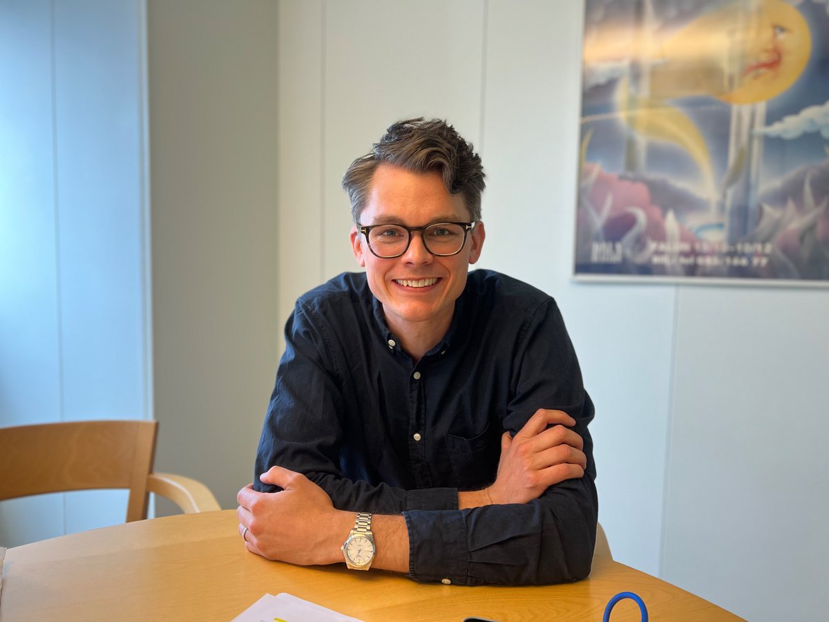 Häromveckan kom den över 800-sidiga elmarknadsutredningen med syfte att ”framtidssäkra elmarknaden”. 

I vårt senaste poddavsnitt gick vi igenom huvuddelarna i utredningen tillsammans med huvudsekreterare Elon Axberg. 

Avsnittet: solcellskollen.se/podcast/elon-a…